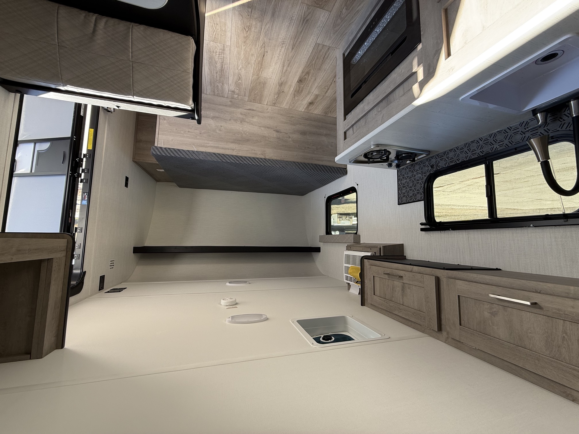 2025 Cruiser RV Avenir 17RB 2025 Cruiser RV Avenir 17RB